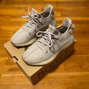 VEEZY BOOST 350 V2 SESAME